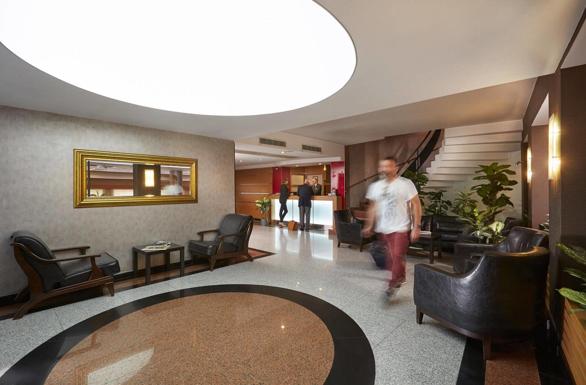 Kordon Hotel Alsancak Измир Екстериор снимка