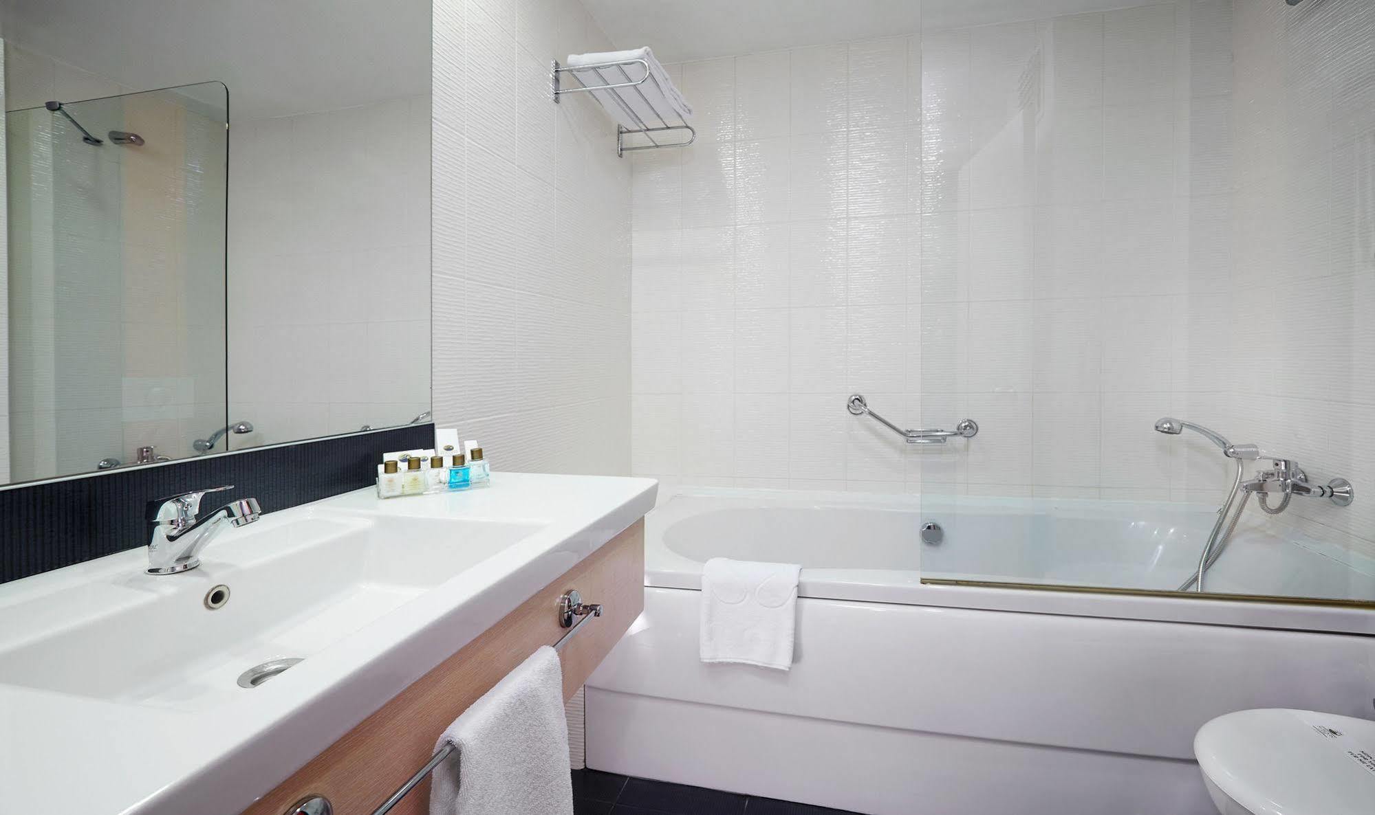 Kordon Hotel Alsancak Измир Екстериор снимка