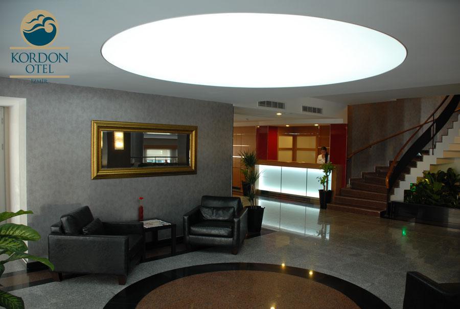 Kordon Hotel Alsancak Измир Екстериор снимка