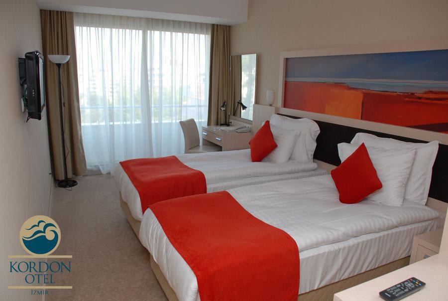 Kordon Hotel Alsancak Измир Екстериор снимка